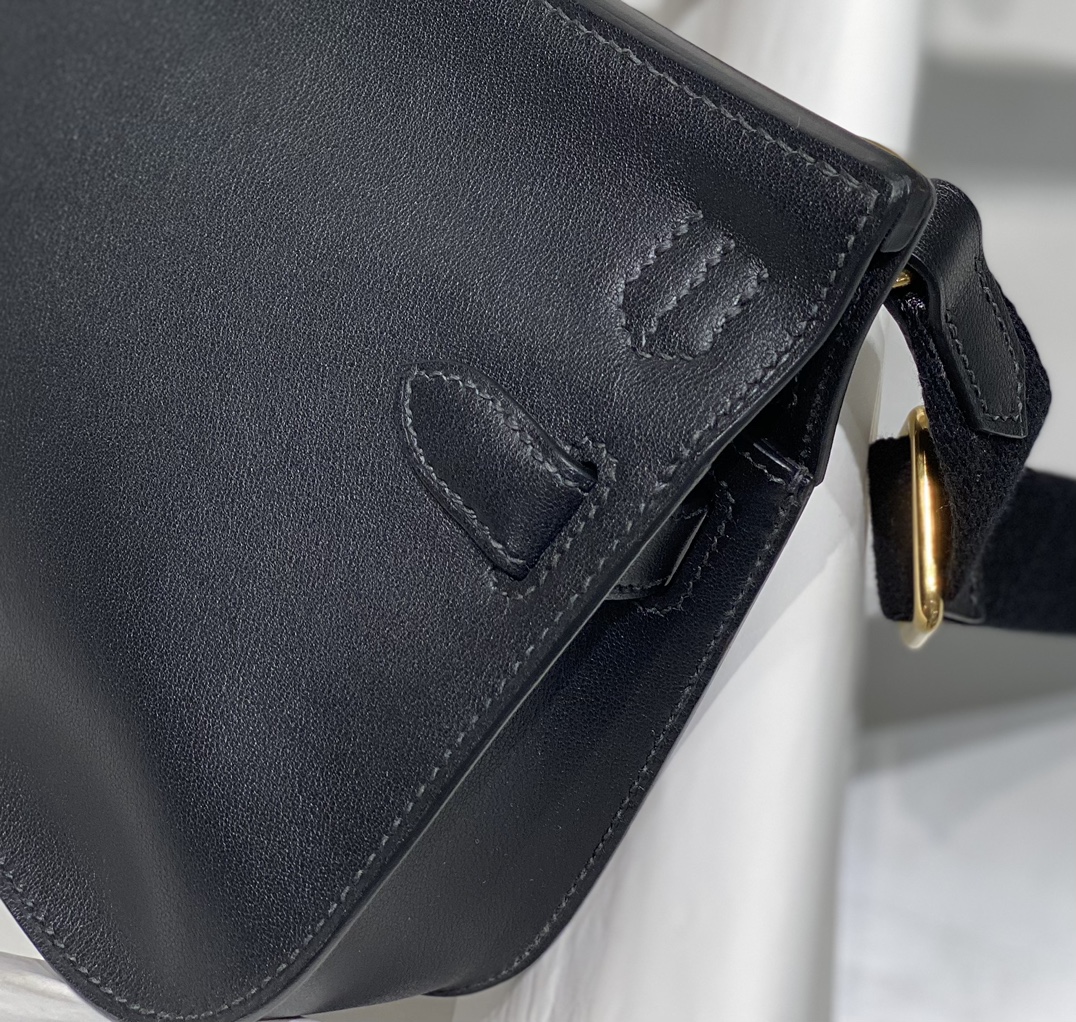 Hermes Jypsiere Mini Shoulder Bag In Black Swift Leather